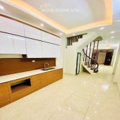 BÁN NHÀ GẦN HỒ TÂY DIỆN TÍCH 51M + 5 TẦNG, MẶT TIỀN 5.1 .Ô TÔ TRÁNH, NGÕ THÔNG. SỎ ĐẸP NỞ HẬU, GIÁ 1O.5 TỶ